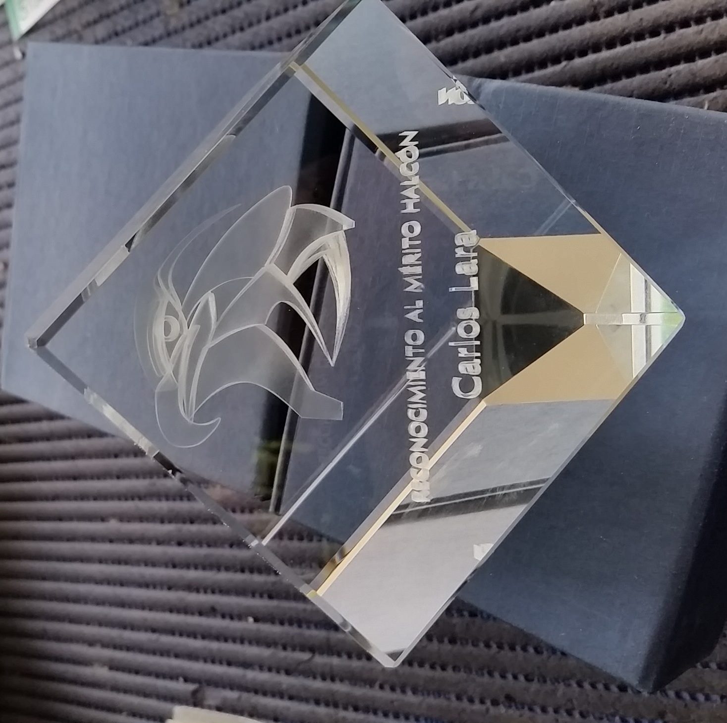 Cristal Grabado en 3D Laser