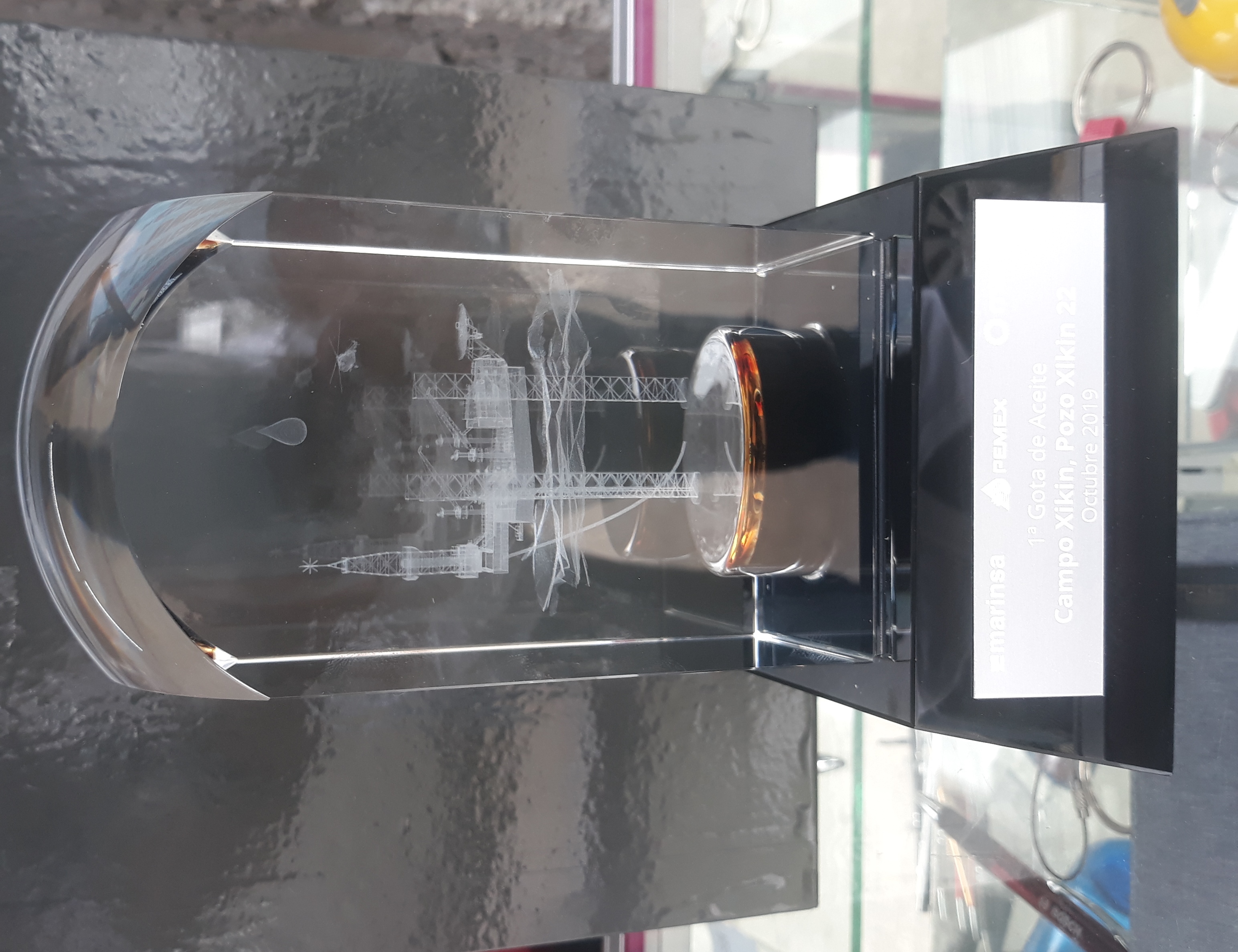 Cristal Grabado en 3D Laser