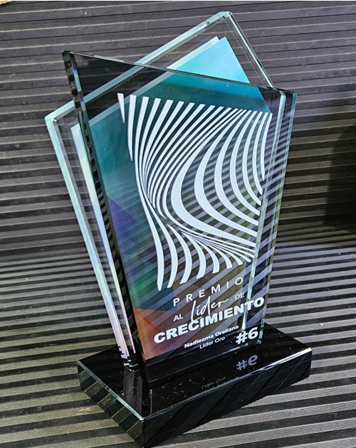 RECONOCIMIENTOS EN CRISTAL EN CDMX
